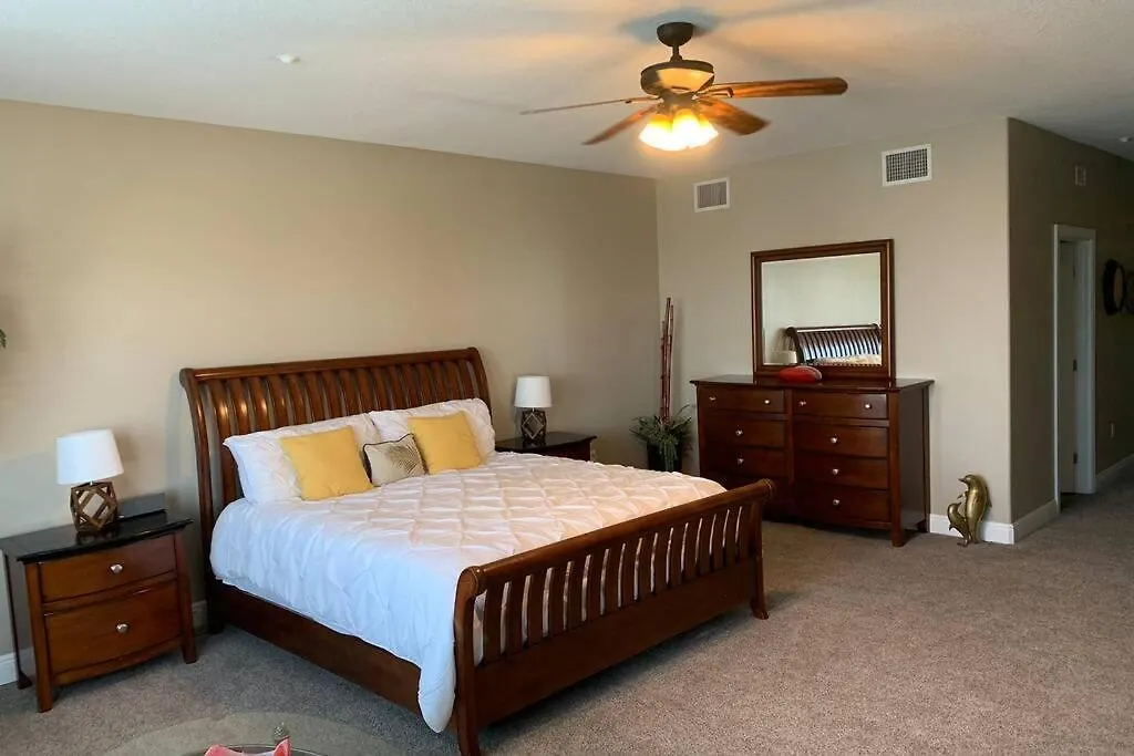 Luxury And Spacious Waterside Getaway Clearwater Beach