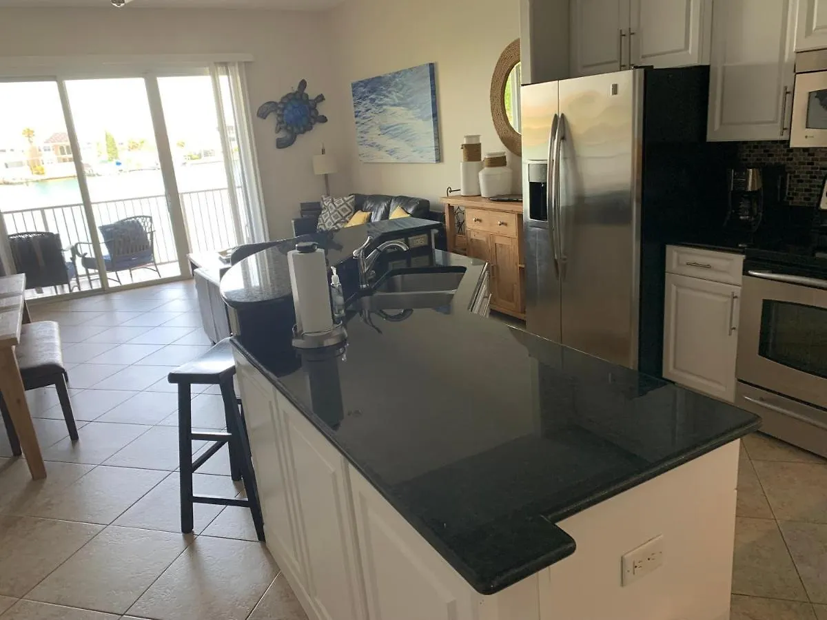 Holiday home Luxury And Spacious Waterside Getaway Clearwater Beach